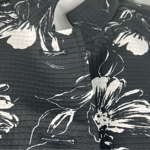 CJ Banks | Black/White Blazer/Top - Picture 2 of 5